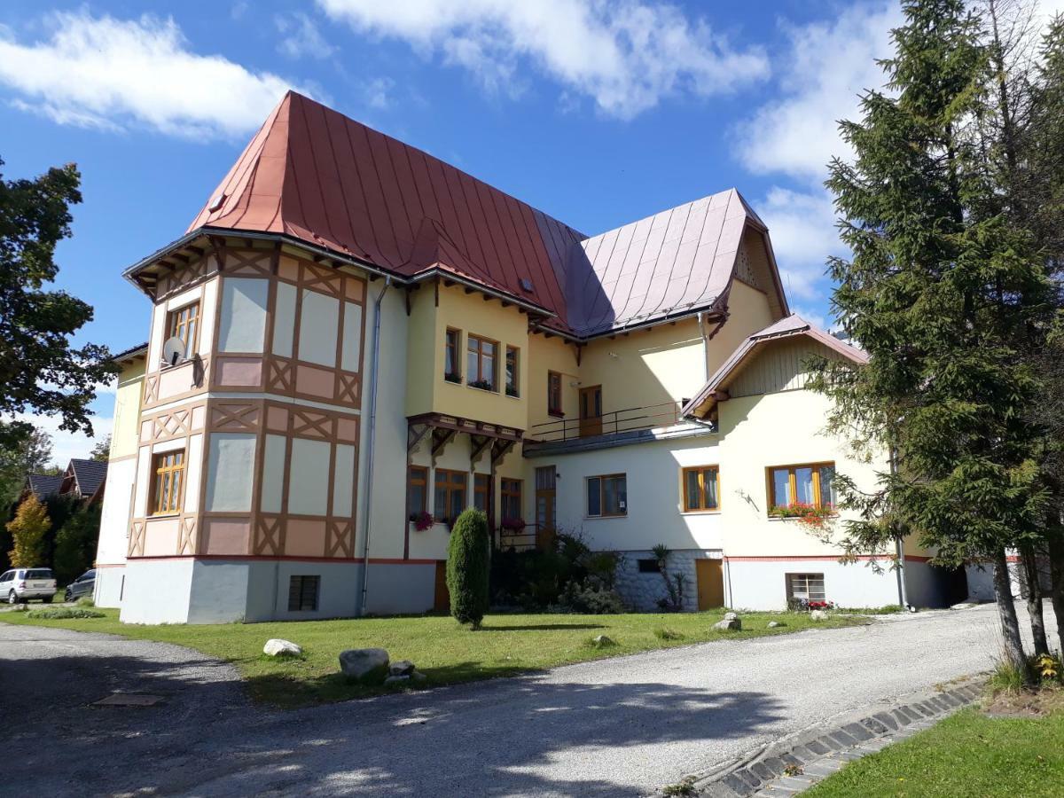 Apartmán Pavilón D Apartman Vysoké Tatry Kültér fotó